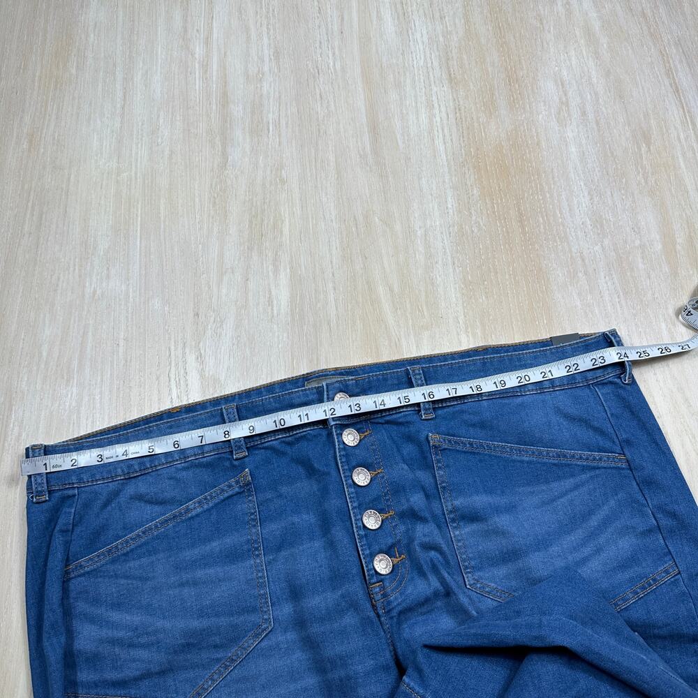 NWT Torrid High Rise Button Fly Cropped Wide Leg Jeans Plus 26 Blue Denim Casual - Picture 6 of 16